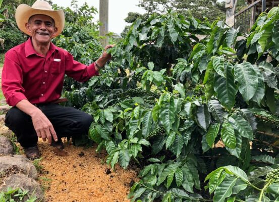El productor de cafe de Honduras, Juan Ángel Fuentes